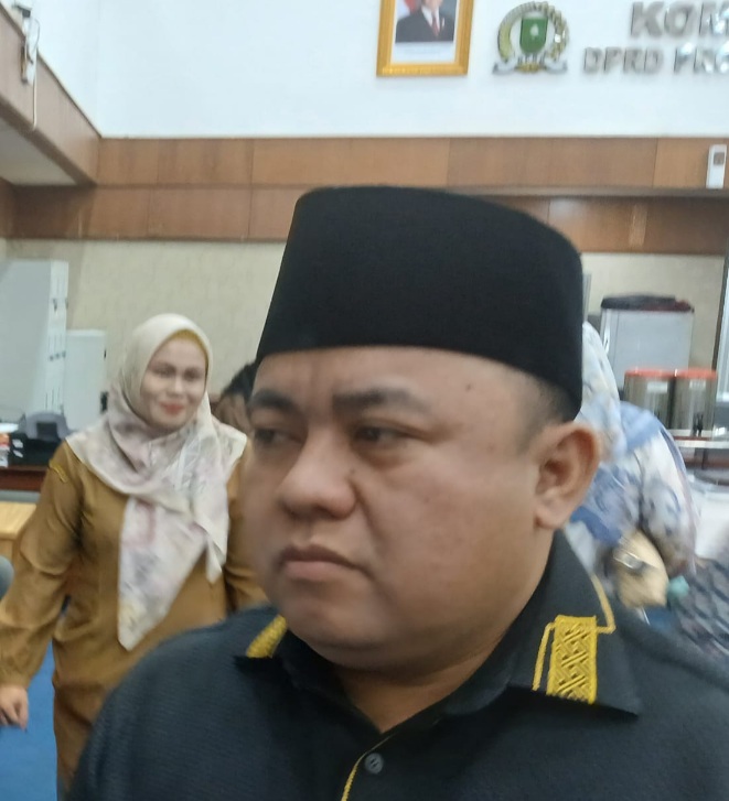 Aksi Demo Mahasiswa di Kantor Gubernur Riau, DPRD Riau Berharap Ada Solusi Terbaik