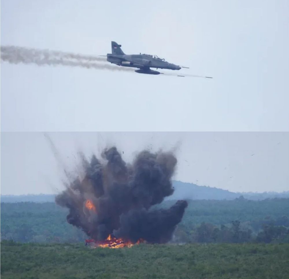 Penerbang Tempur Lanud Roesmin Nurjadin Gelar Misi Pengeboman Akurat di Belitung
