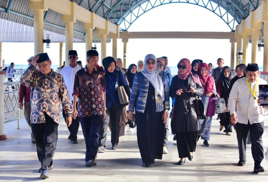 Istri Menteri Agama RI Tiba di Bengkalis, Siap Jalankan Tugas sebagai Pengawas MTQ ke-43 Riau