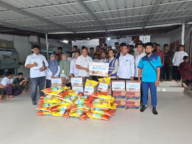 Pelindo Regional 1 Pekanbaru Bantu SMPIT Madani lewat Yayasan Human Initiative Riau