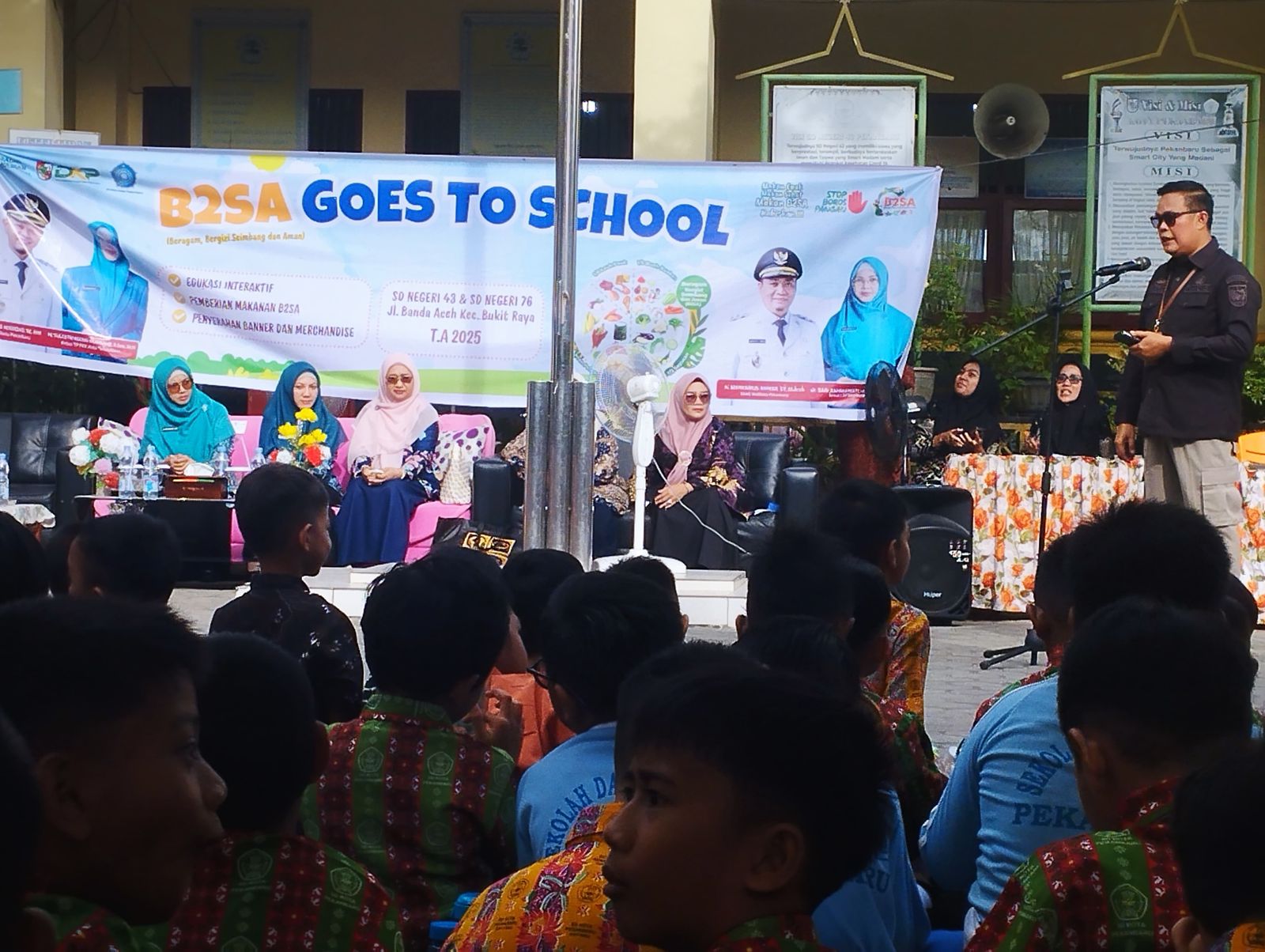 Dukung Generasi Sehat dan Cerdas, DKP Gelar Sosialisasi B2SA Go to School di SDN 43 dan 76 Pekanbaru