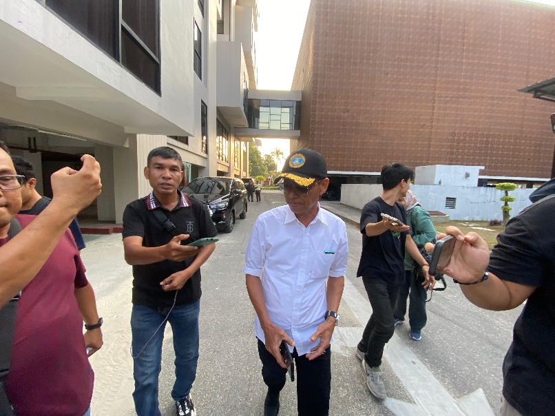 Dugaan Tipikor Dana PI, Mantan Bupati Rohil Diperiksa Sebagai Saksi