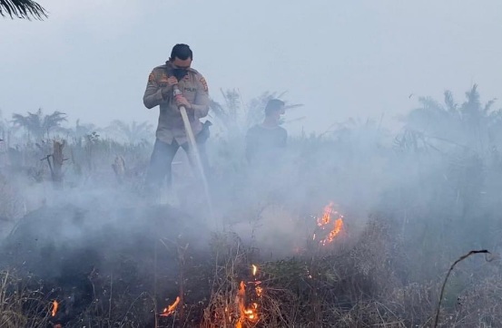 Hadapi Karhutla, BNPB Gelontorkan Rp165 Ribu/Hari untuk Personel Satgas Darat Riau