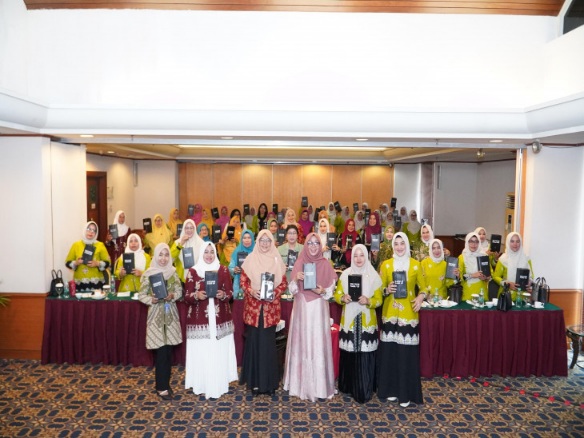 IKKD Kampar Gelar Seminar Pengembangan Kepribadian bagi Organisasi Wanita