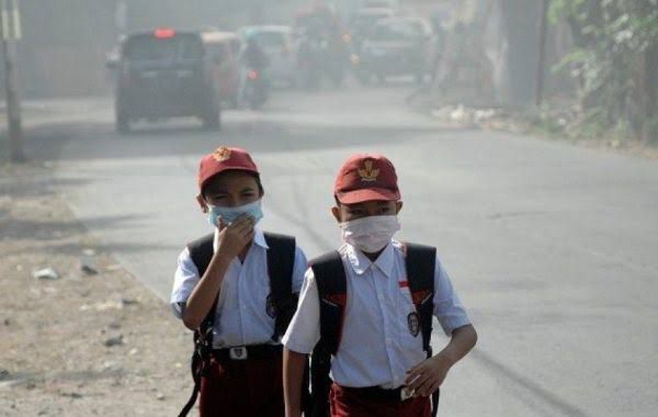 Wako Pekanbaru Imbau Anak Sekolah Pakai Masker, Bergejala ISPA Diizinkan Belajar dari Rumah