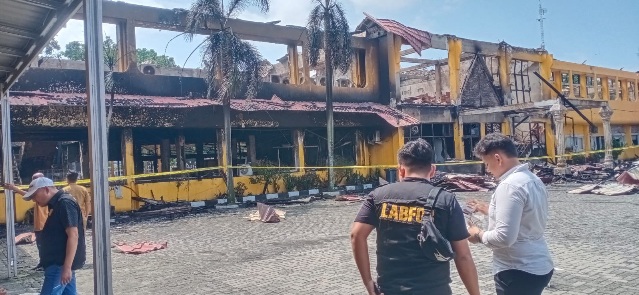 Aktivitas Pelayanan Ketenagakerjaan Disnakertrans Riau Gunakan Gedung Sementara