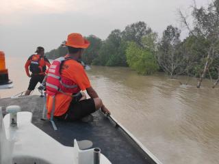 Tim SAR Dikerahkan Cari Nelayan Diterkam Buaya di Sungai Rokan
