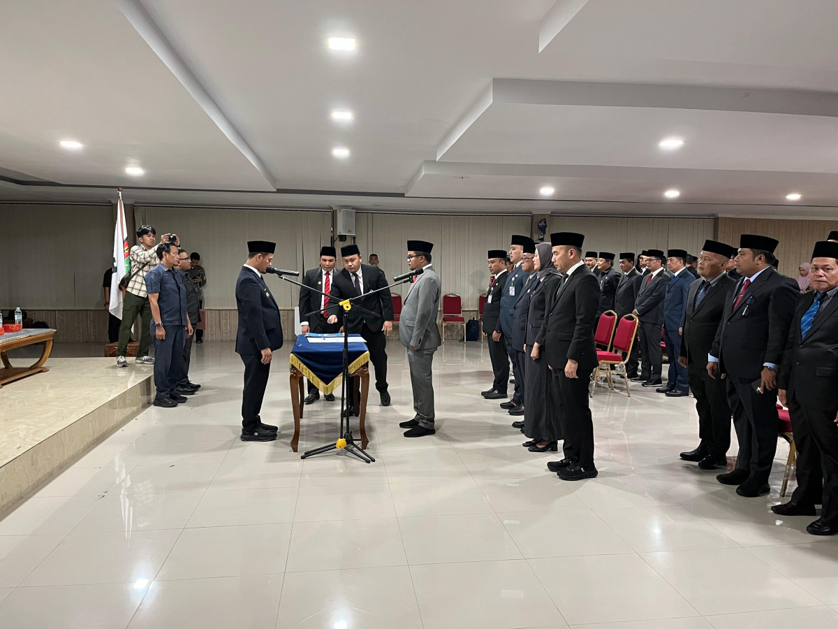 Wako Pekanbaru Pimpin Langsung Pelantikan Enam Pejabat Administrator