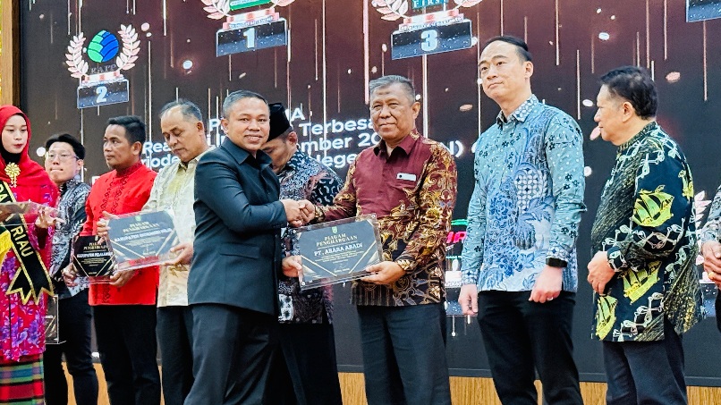 PT Arara Abadi Raih Penghargaan Bergengsi dari Pemprov Riau