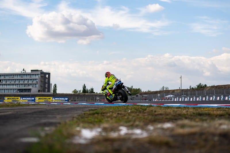 Sialnya Nasib Diggia di MotoGP Hungaria, Didera Teknis Motor Hingga Start di Pit Lane; Sabotase?