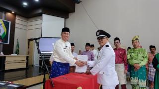 Wakil Bupati Kepulauan Meranti Lantik Tiga Penjabat Kepala Desa
