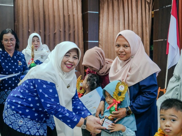 Meranti Raih Juara 2 di HUT Himpaudi ke-20 Riau