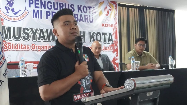 Target Juara, Pengkot MI Pekanbaru Kirim Tiga Atlet Muaythai di Kejurnas NTB