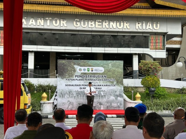 Cegah Karhutla, Pemprov Riau Pasang 242 Papan Peringatan di Daerah Rawan