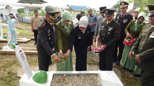 Wabup Inhil Dorong Generasi Muda Hargai Perjuangan Pahlawan