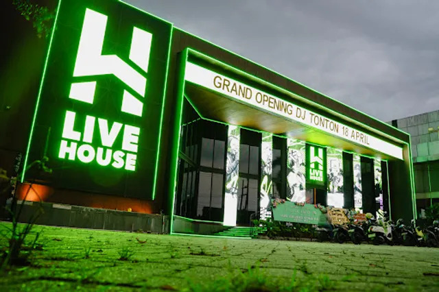 Dispar Riau Cabut Lampiran Teknis Izin Bar HW Live House