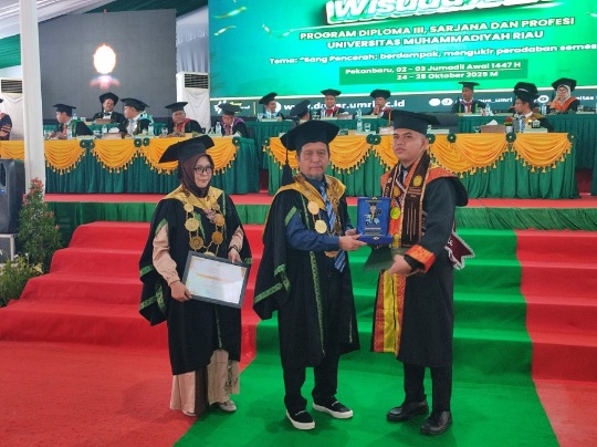 Digelar Selama Dua Hari Umri Wisuda 1.349 Lulusan Program Sarjana, DIII dan Profesi
