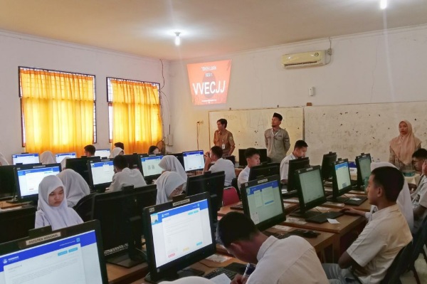 Ujian TKA SMA Sederajat Di Riau Dimulai