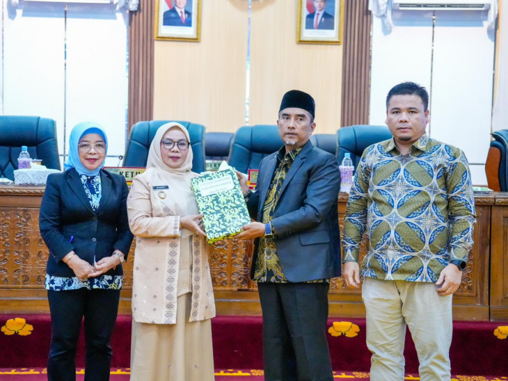Pemkab Kampar Sampaikan 7 Ranperda Strategis ke DPRD Kampar