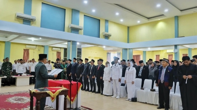 Bupati Asmar Lantik 62 Pejabat di Lingkungan Pemkab Kepulauan Meranti