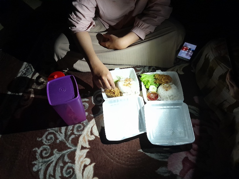 Gelap Gulita saat Magrib dan Isya, Warga Hangtuah Ujung Pekanbaru Keluhkan Pemadaman Listrik Berulang