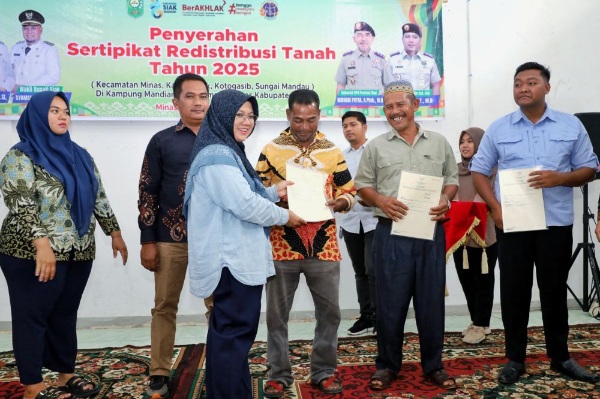Kabar Gembira dari Siak: 1.050 Persil TORA Diresmikan, Bukti Kehadiran Negara untuk Petani Kecil