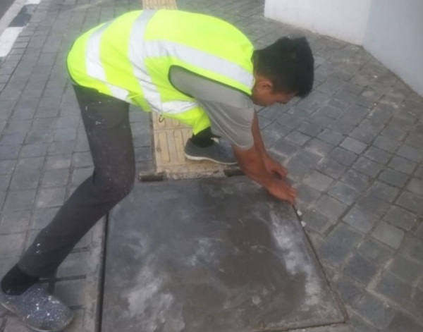 Dishub Pekanbaru Ganti Penutup Trotoar dengan Material Semen Agar Aman Dari Pencuri Besi