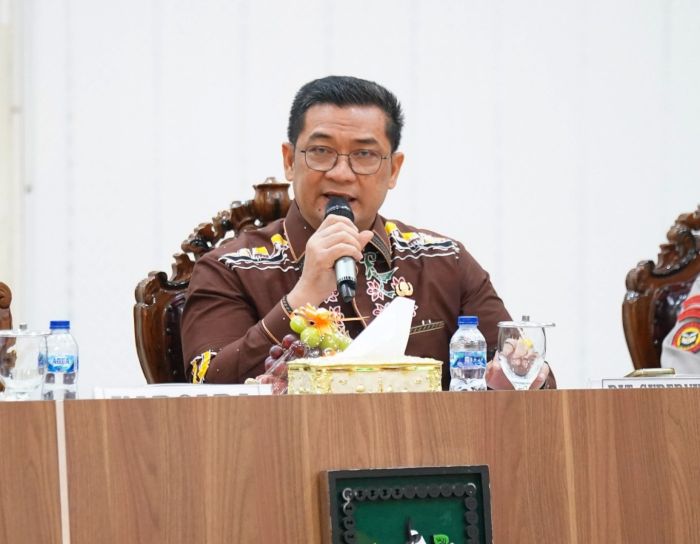 Sekda Riau Instruksikan Posko Bencana Aktif 24 Jam Hadapi Cuaca Ekstrem