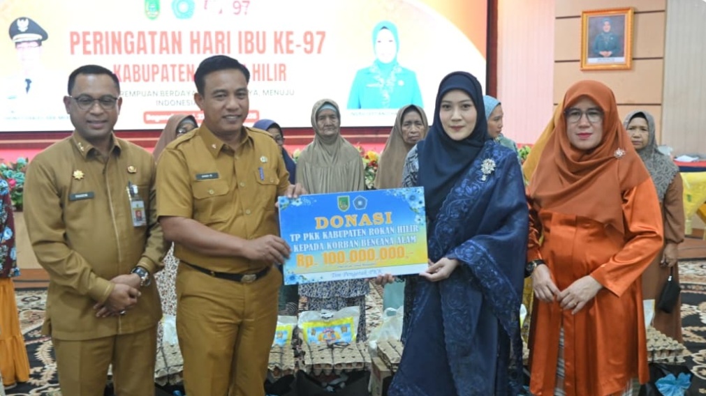 TP PKK Salurkan Donasi Rp101 Juta dan Luncurkan Inovasi “Emak Rohil Menyapa”