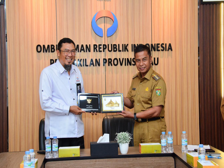 Perkuat Pelayanan Publik, Bupati Kampar Silaturahmi ke Ombudsman RI P