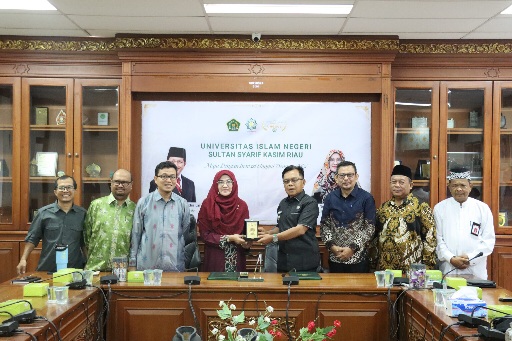 UIN Suska Riau dan Pemkab Kepulauan Meranti Tandatangani MoU Wujudkan SDM Unggul dan Agamis
