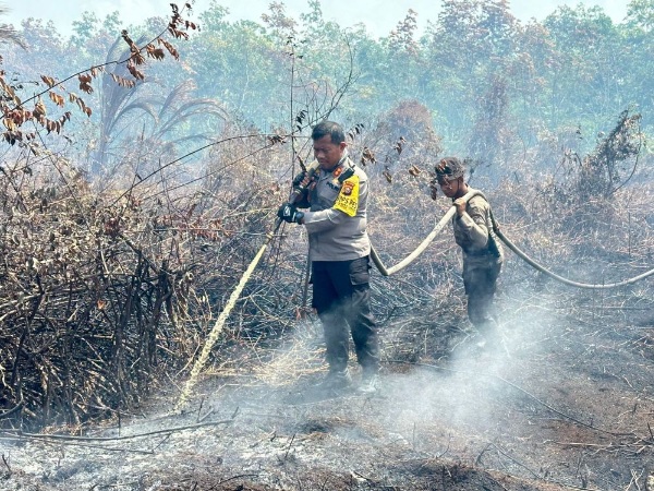 Inovasi Pemadaman: 10 Daerah di Riau Bangun Kekuatan Padamkan Karhutla