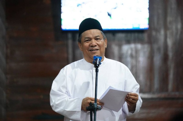 Safari Ramadan Perdana di Rokan Hulu, Plt Gubri SF Hariyanto Salurkan Berbagai Bantuan