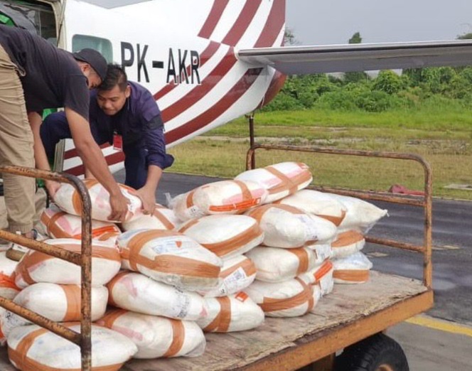 Riau Terima Tambahan 15 Ton Garam Semai untuk Perkuat Operasi Modifikasi Cuaca