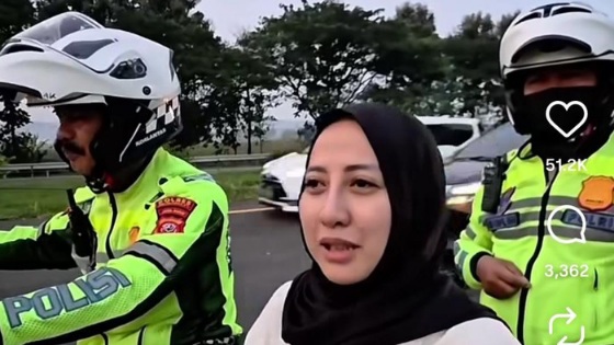 Viral Pemudik Tertinggal di Rest Area Cipali, Diantar Polisi Naik Moge
