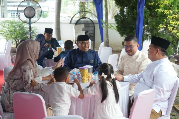 Open House Wawako Dumai, Sugiyarto Sambut Warga dengan Bakso dan Tongseng Andalan