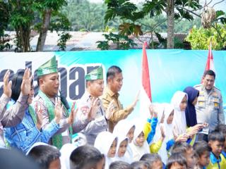 Bupati Kampar Bersama Kapolda Riau Ikuti Gladi Bersih Peresmian Jembatan Merah Putih Presisi di Desa Gobah