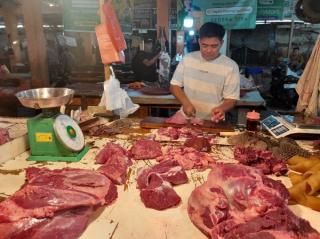 Jelang Idulfitri 1447 H, Harga Daging Sapi dan Ayam di Pasar Sail Pekanbaru Mulai Merangkak Naik