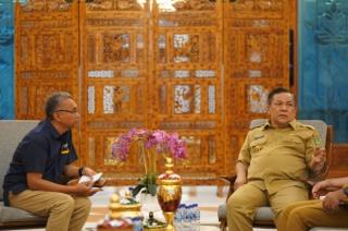 Plt Gubri SF Hariyanto Terima Audiensi Bulog, Stok Beras dan Minyak Goreng Riau Dipastikan Aman