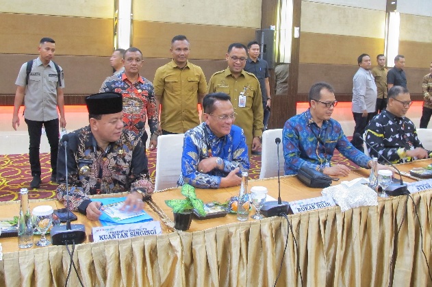 BRK Syariah Berbenah, Bupati Rohil Dukung Seleksi Direksi yang Profesional