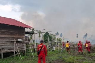 Empat Malam Berselimut Asap: Perjuangan Tanpa Henti di Pondok Kayu Titi Akar