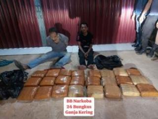 Aksi Pengejaran di Tandun: Mobil Kurir Ganja 23 Kg Coba Kabur dari Razia Polisi