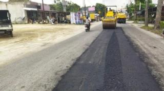 Pemprov Riau Gerak Cepat Perbaiki Jalan Rusak di Sejumlah Daerah