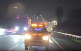 Ditlantas Polda Riau Evakuasi Sopir Sakit di Tol Pekanbaru–Dumai