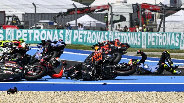 Ugal-ugalan dan Hantam Pembalap di MotoGP Hungaria, Jorge Martin Diganjar Hukuman Double Long Lap Penalty