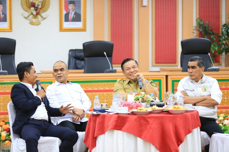 Perkuat Sinergi Lintas Sektor, Pemprov dan DPRD Riau Gelar Pertemuan Dengar Pendapat