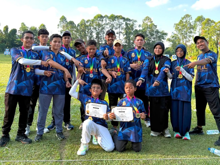‎Luar Biasa Pekanbaru Borong Medali Kejurprov Panahan Junior Riau, Sabet Gelar Juara Umum