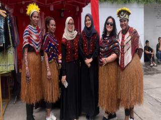 Batik Serunai Bawa Pesona Kampar Lewat Fashion yang Kekinian