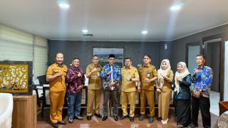 Pemprov Riau Resmi Lepas Kontingen PENAS Petani Nelayan XVII Tahun 2026