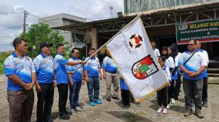 ‎Targetkan 5 Emas, Ketua KONI Pekanbaru Lepas Atlet Kempo Menuju Kejurnas Shorinji Kempo Sumatera di Sawahlunto